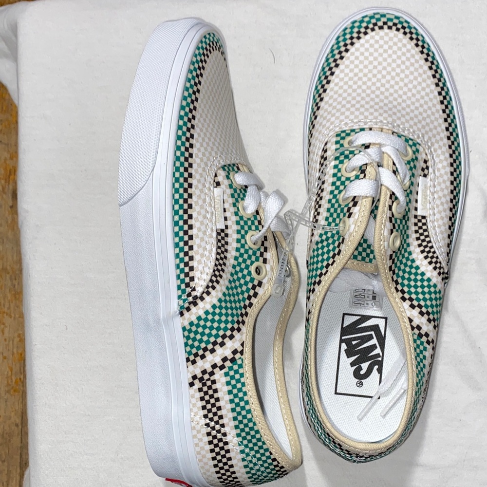 VANS authentic woven checkerboard low top shoes sz. 7.5 women’s